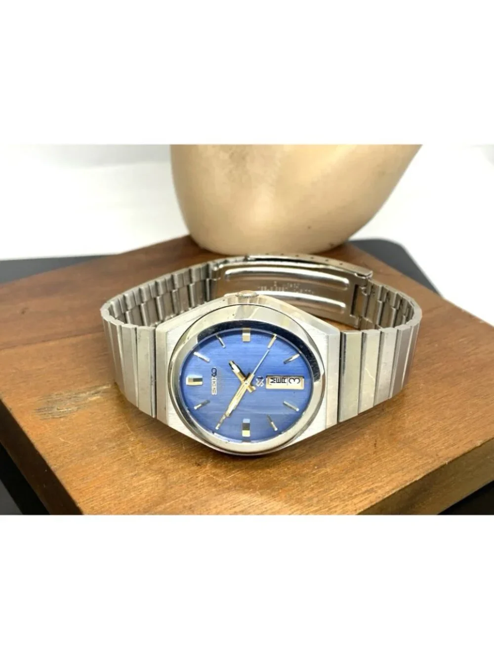 Seiko SQ Men's Watch 0903-8029 Vintage Quartz Blue Dial Day Date Steel 36mm